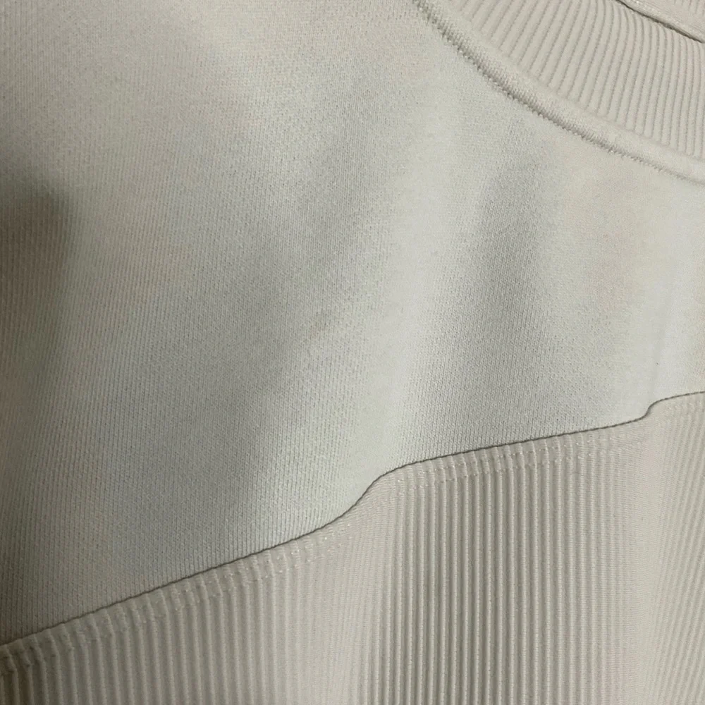 Lululemon Perfectly Oversized
Patchwork Crew Sweatshirt Ribbed - Picture 7 of 9